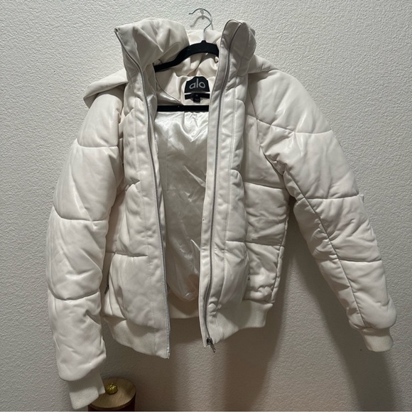 ALO Yoga Jackets & Blazers - ALO YOGA FAUX LEATHER BOSS PUFFER JACKET